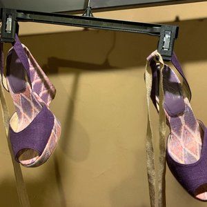 Purple wedge